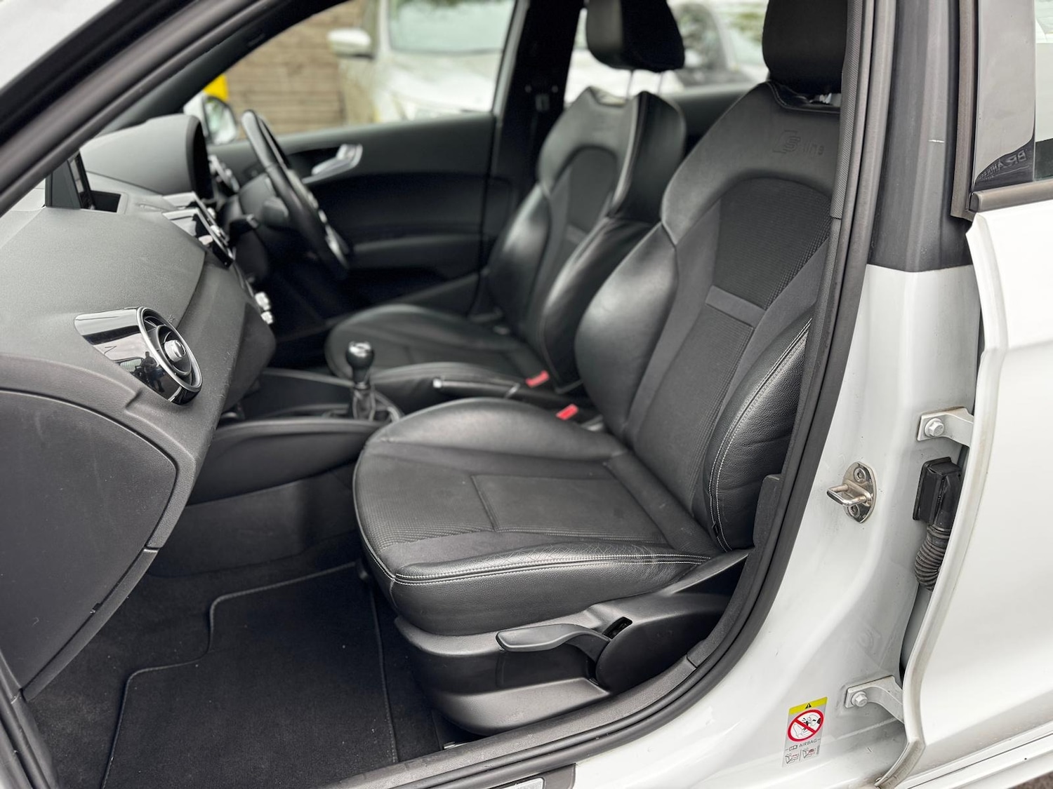 Used Audi A1 2014 for sale - 76312542: Photo 10