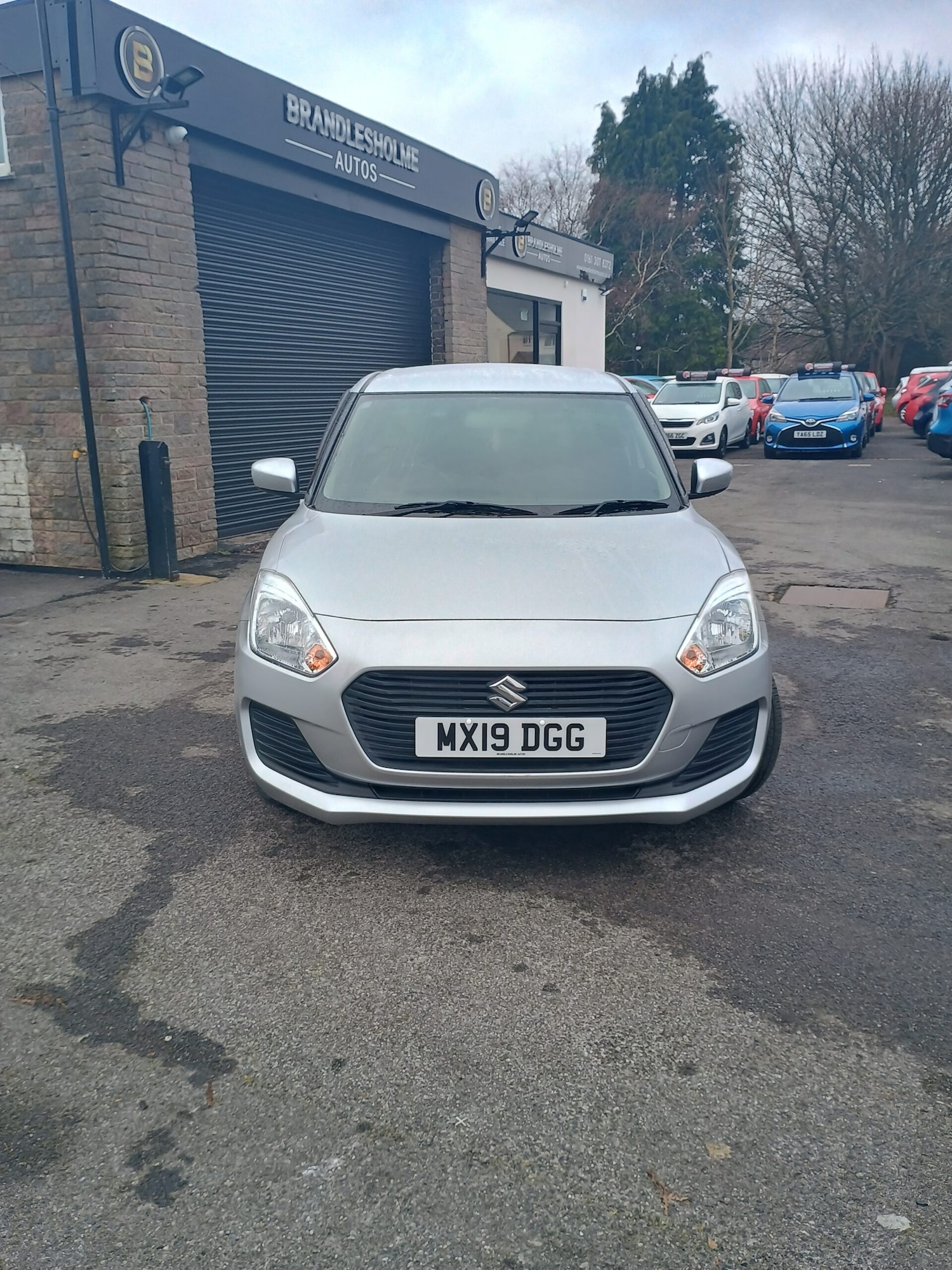 Used Suzuki Swift 2025 for sale - 77179696: Photo 2
