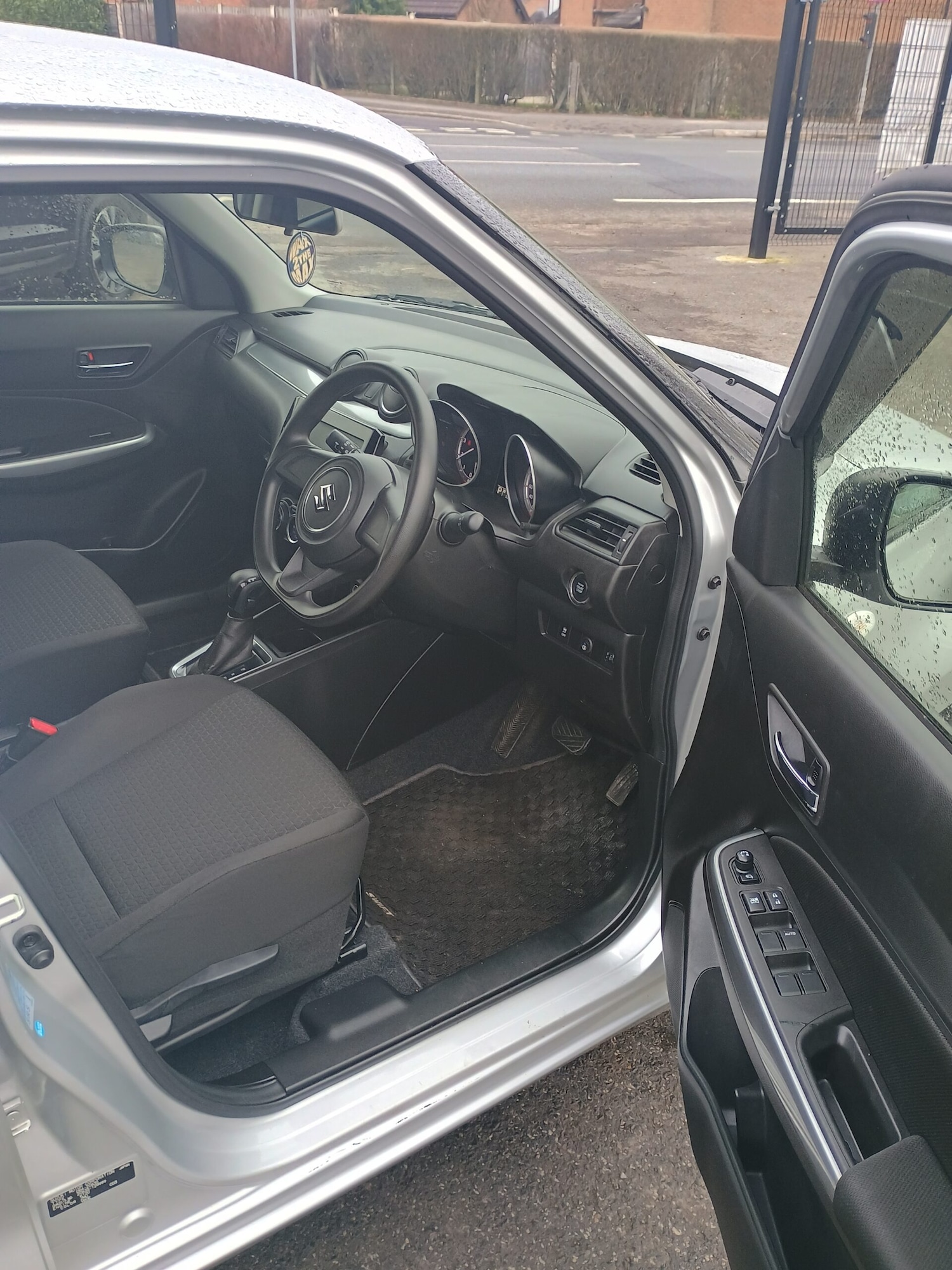 Used Suzuki Swift 2025 for sale - 77179696: Photo 9