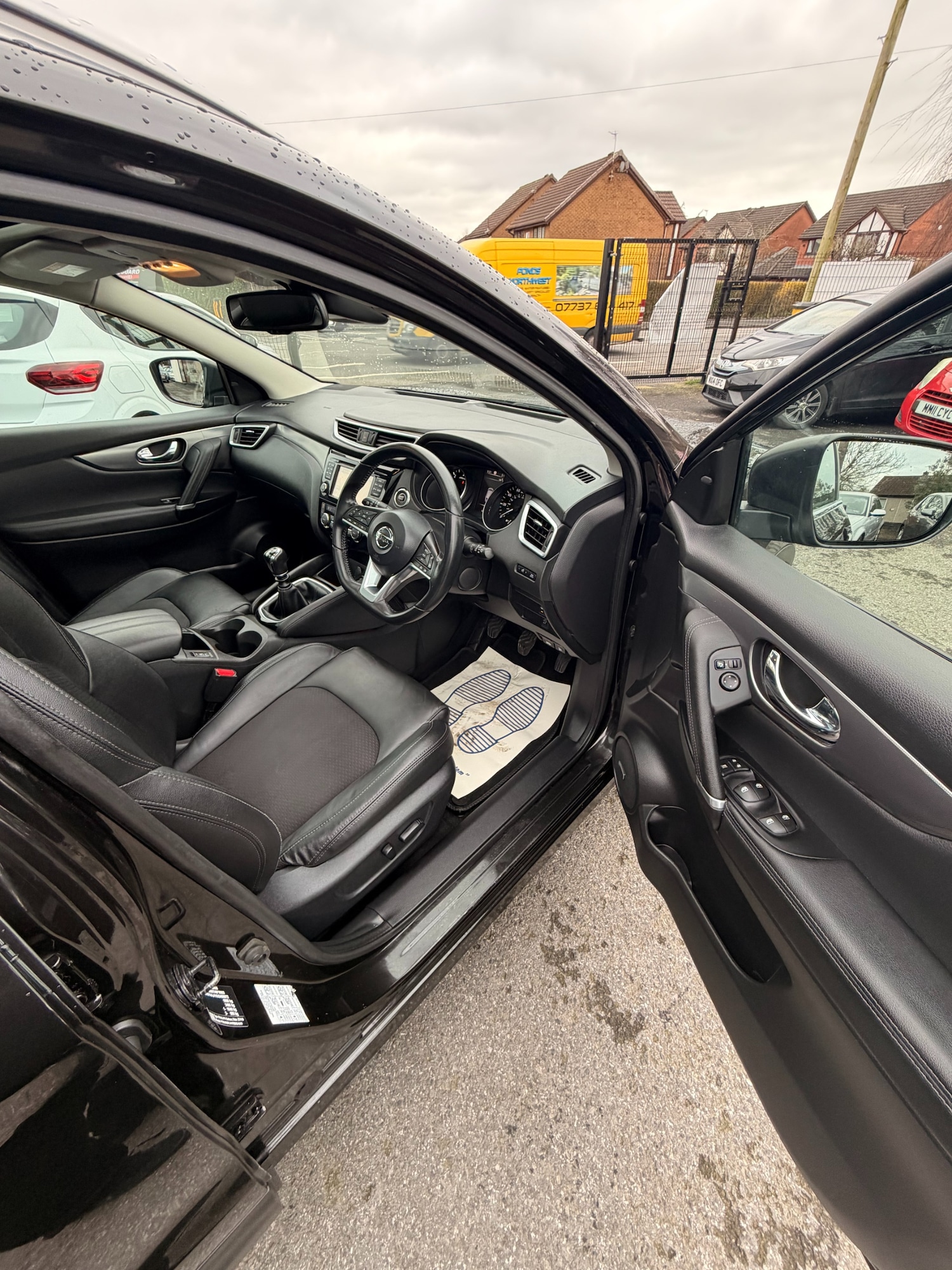 Used Nissan Qashqai 2018 for sale - 77864927: Photo 9