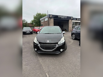Used Peugeot 208 undefined for sale - 79322635: Photo