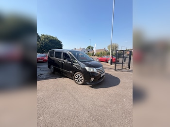 Used Nissan Serena undefined for sale - 78703015: Photo