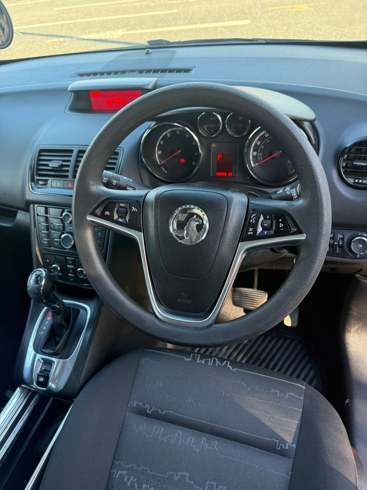 Used Vauxhall Meriva 2015 for sale - 76374649: Photo 10