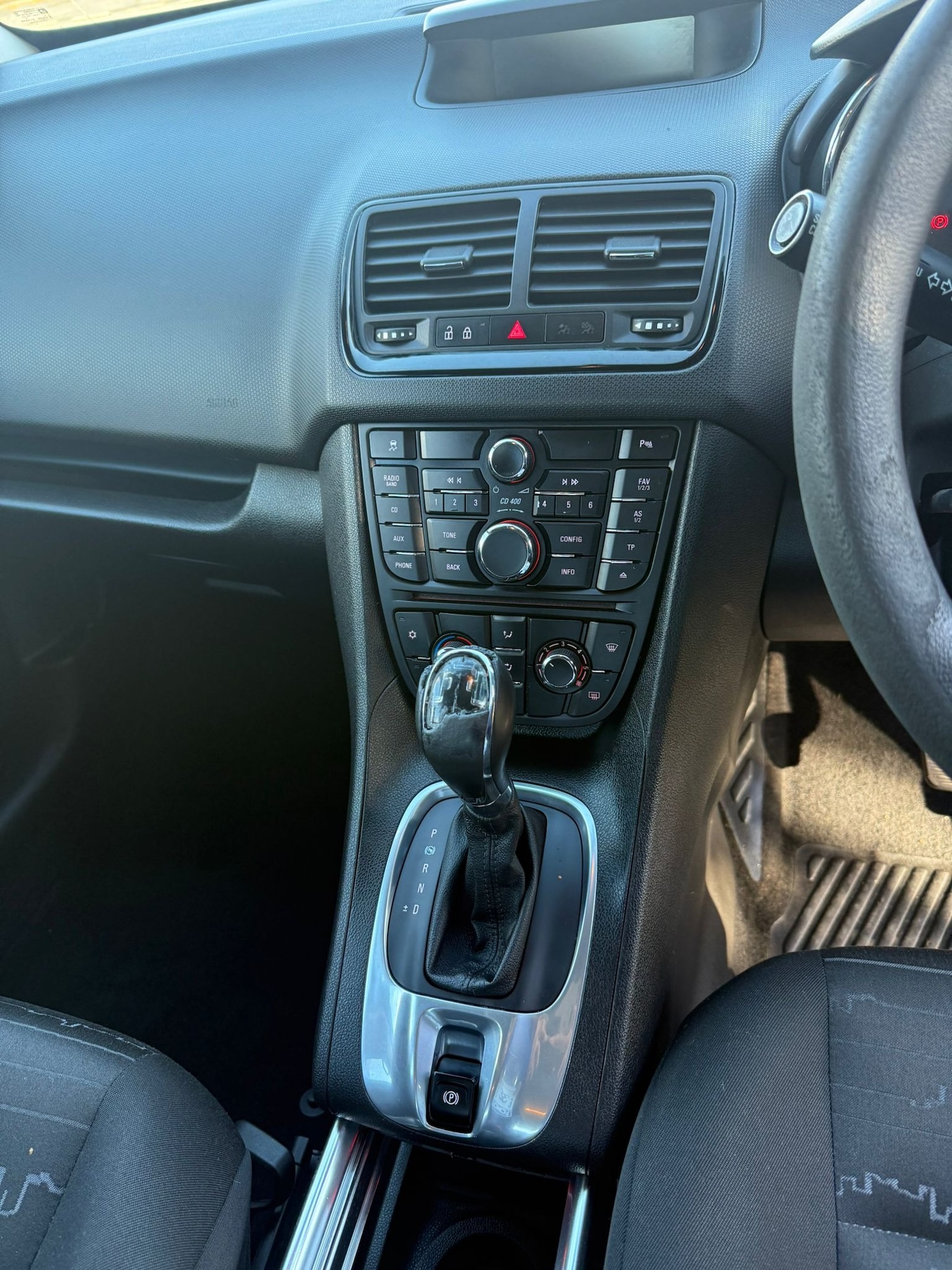 Used Vauxhall Meriva 2015 for sale - 76374649: Photo 8