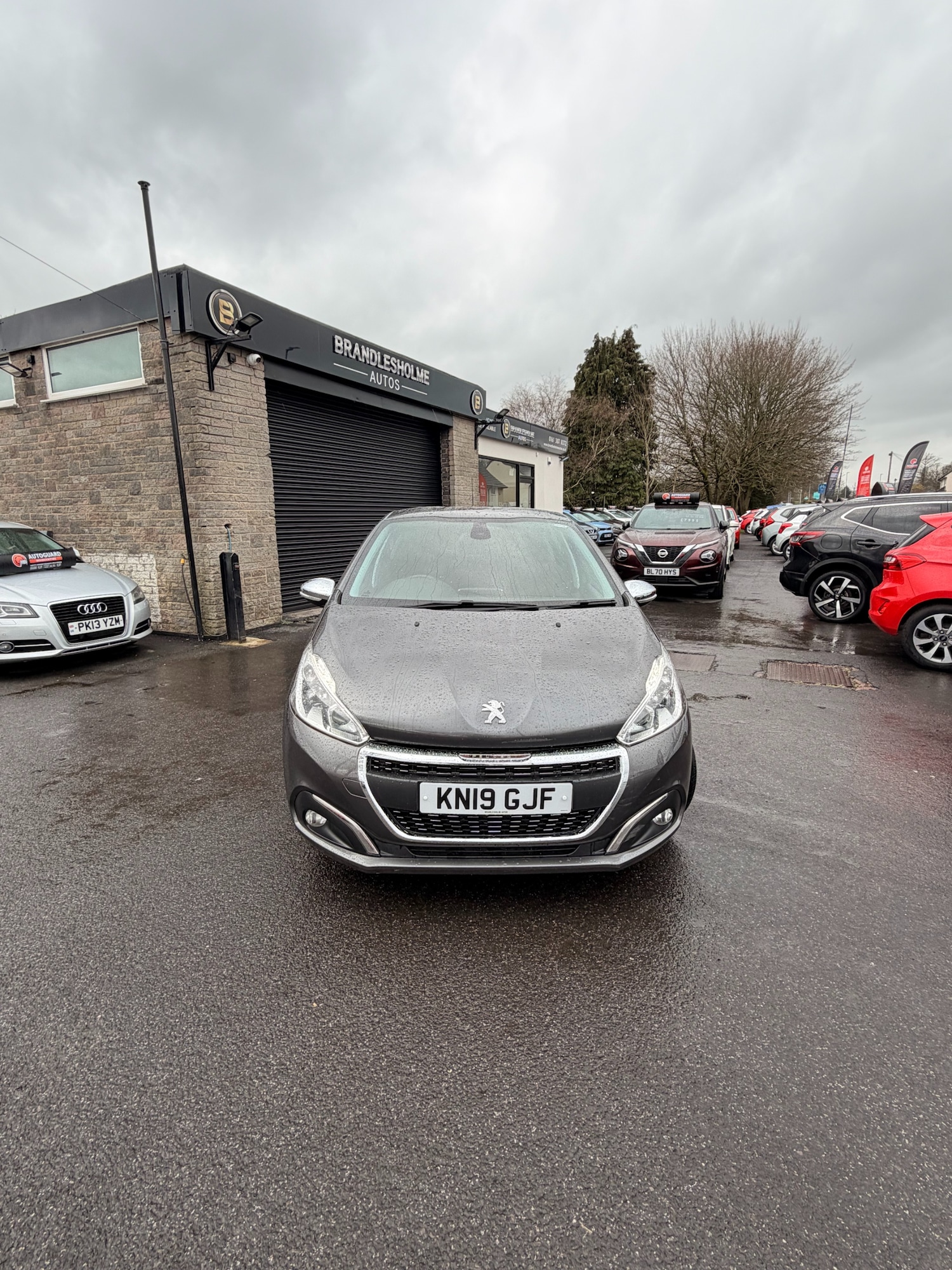 Used Peugeot 208 2019 for sale - 77902739: Photo 2