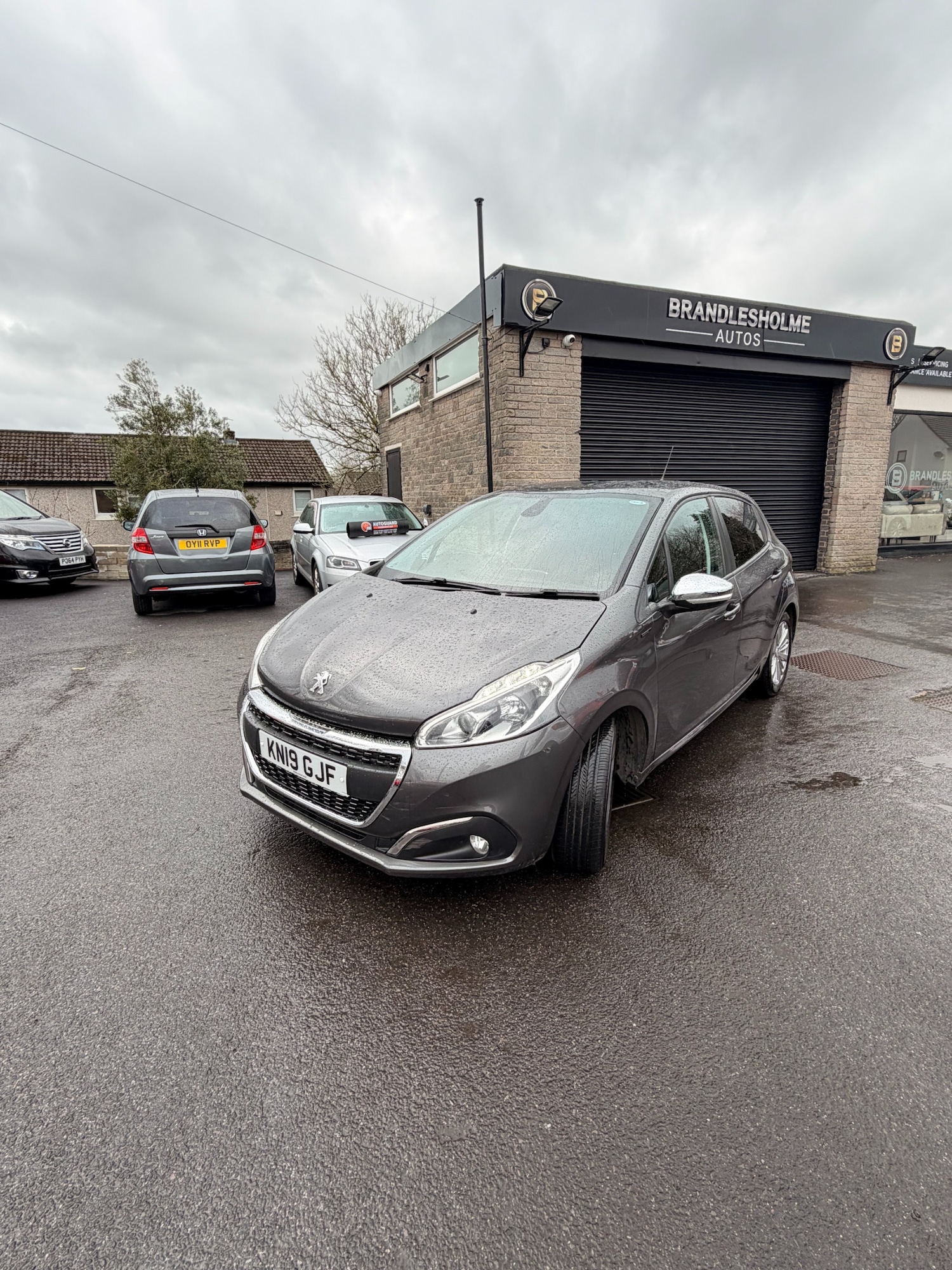 Used Peugeot 208 2019 for sale - 77902739: Photo 3
