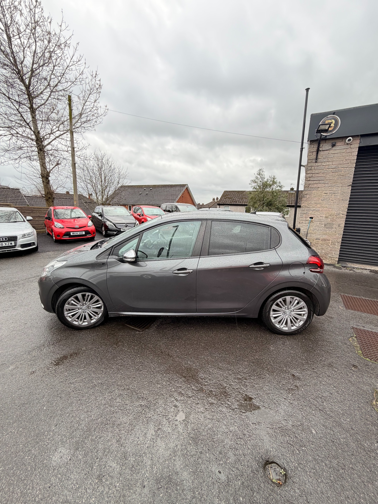 Used Peugeot 208 2019 for sale - 77902739: Photo 4
