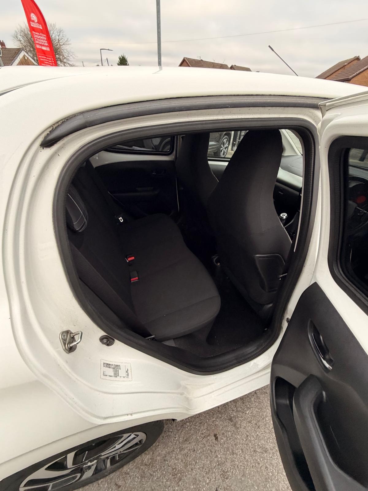 Used Peugeot 108 2016 for sale - 77063523: Photo 14