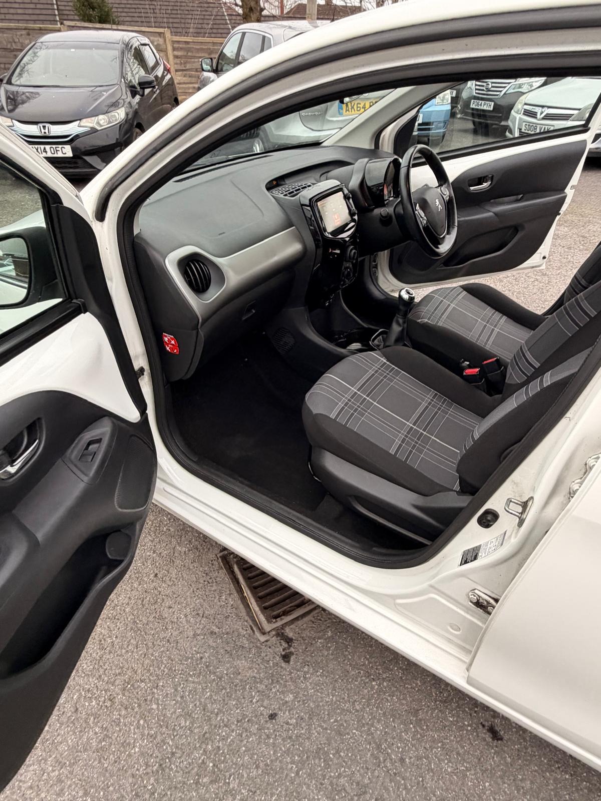 Used Peugeot 108 2016 for sale - 77063523: Photo 16