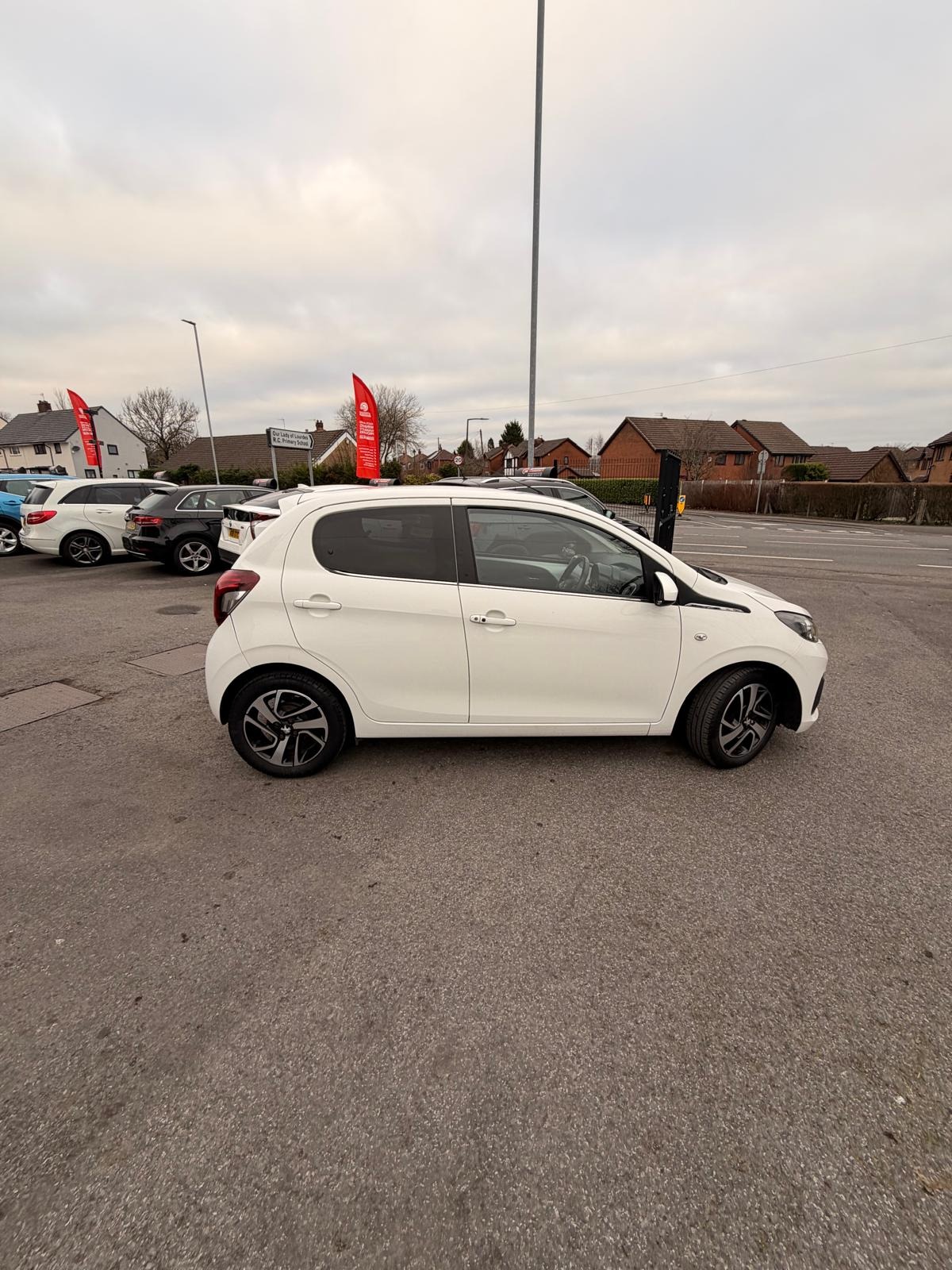 Used Peugeot 108 2016 for sale - 77063523: Photo 8