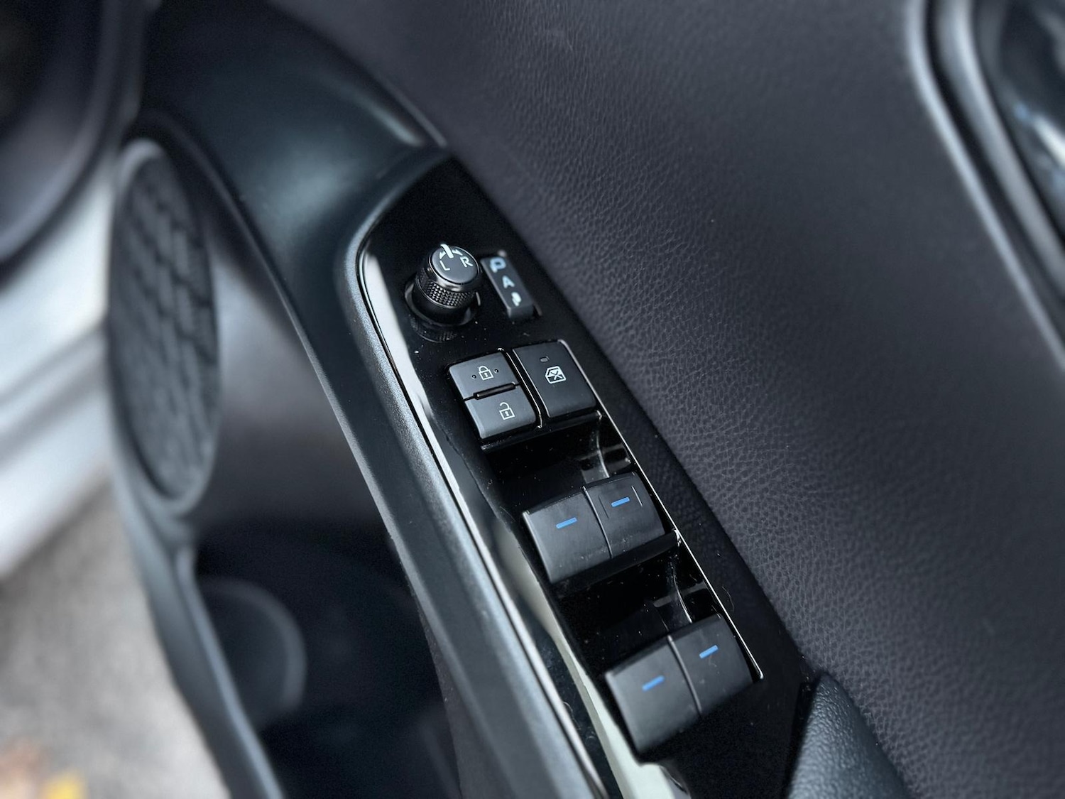 Used Ford Galaxy 2009 for sale - 76577166: Photo 16