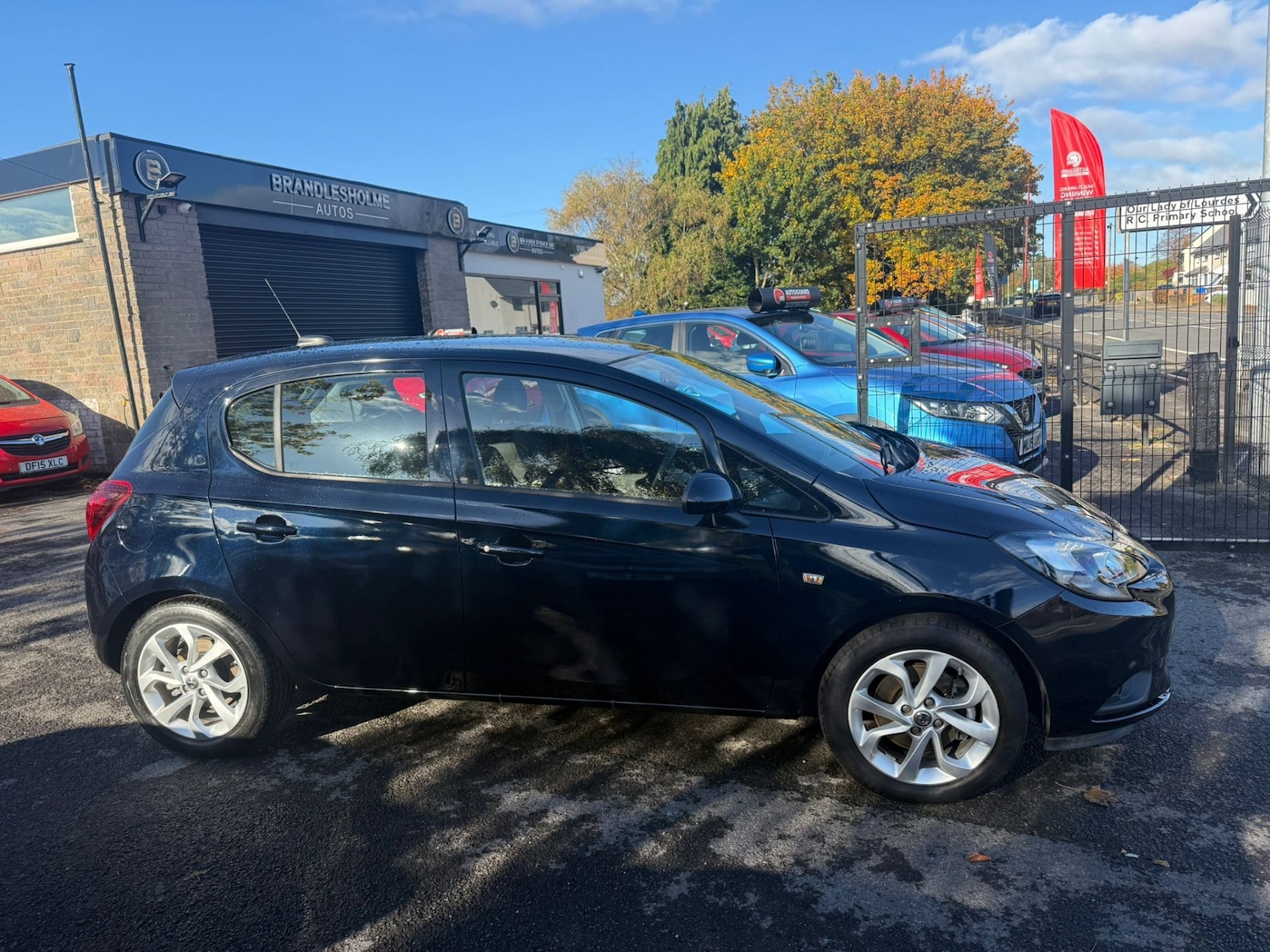 Used Vauxhall Corsa 2018 for sale - 76374609: Photo 2