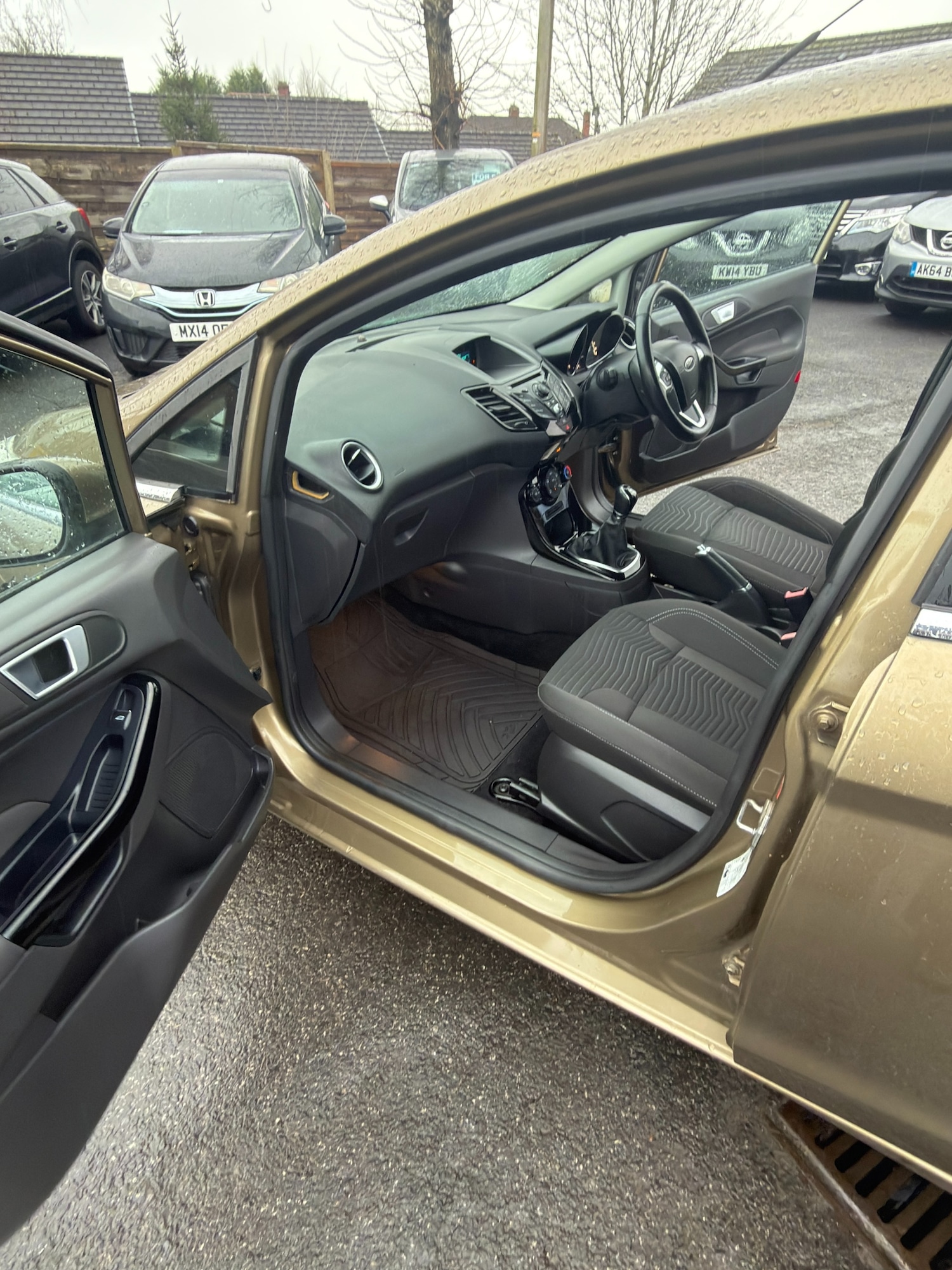 Used Ford Fiesta 2014 for sale - 77180310: Photo 15