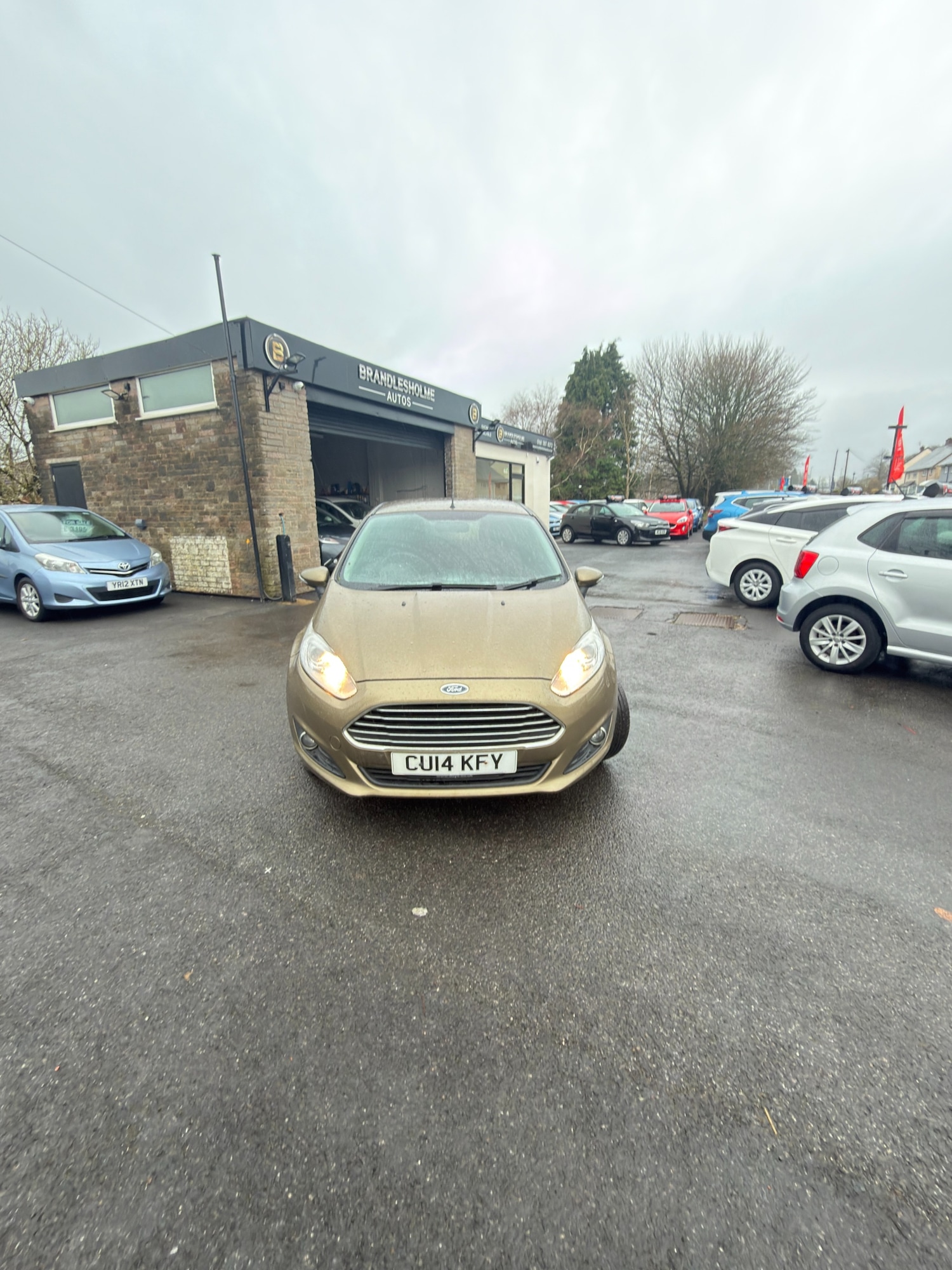 Used Ford Fiesta 2014 for sale - 77180310: Photo 2