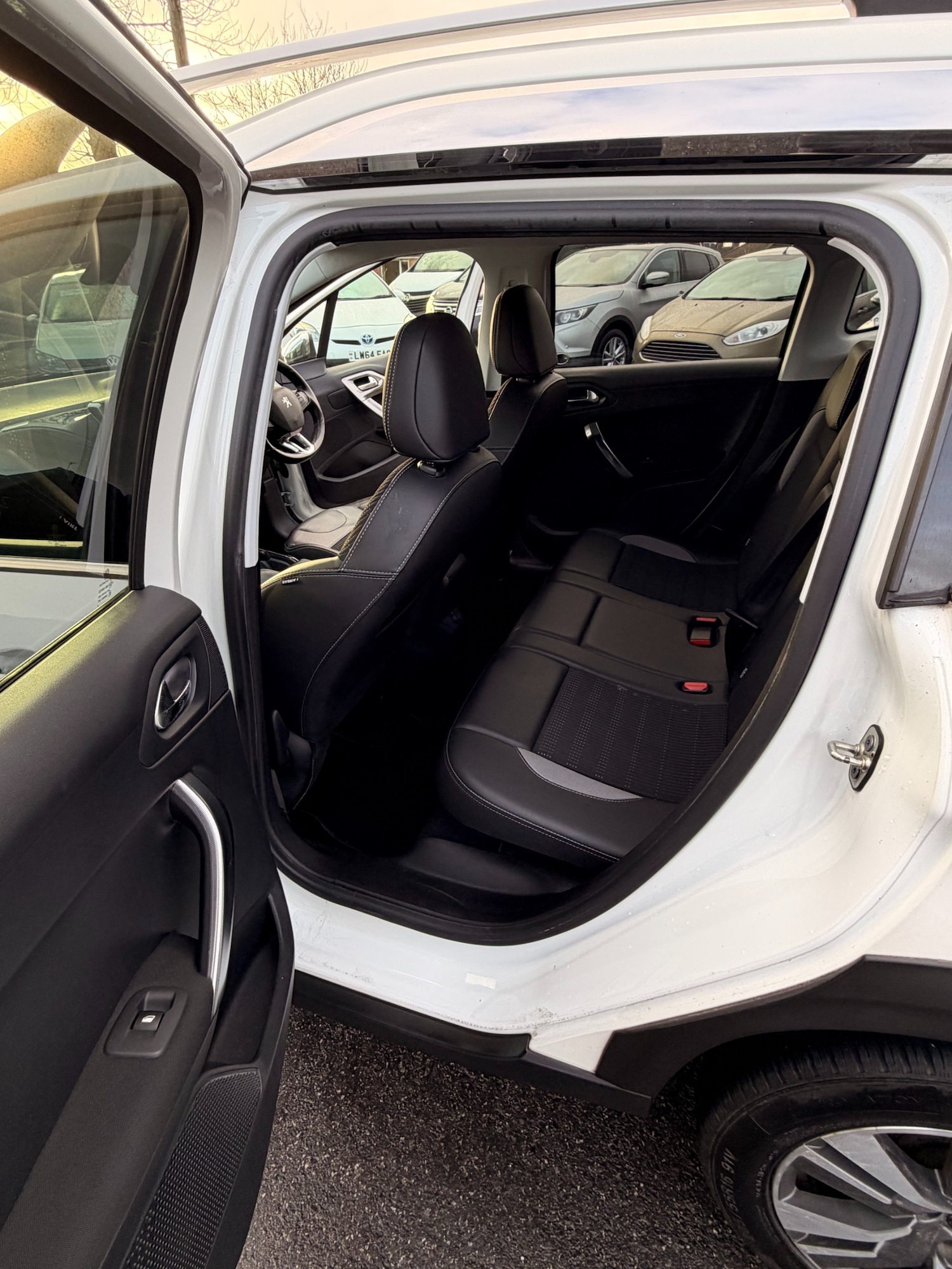 Used Peugeot 2008 2026 for sale - 77258945: Photo 14