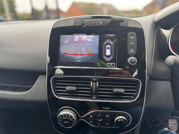 Used Renault Clio 2018 for sale - 76207346: Photo 14