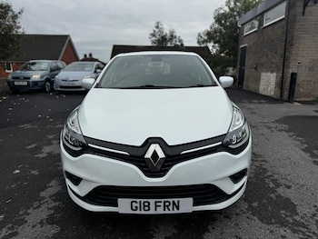 Used Renault Clio 2018 for sale - 76207346: Photo 2
