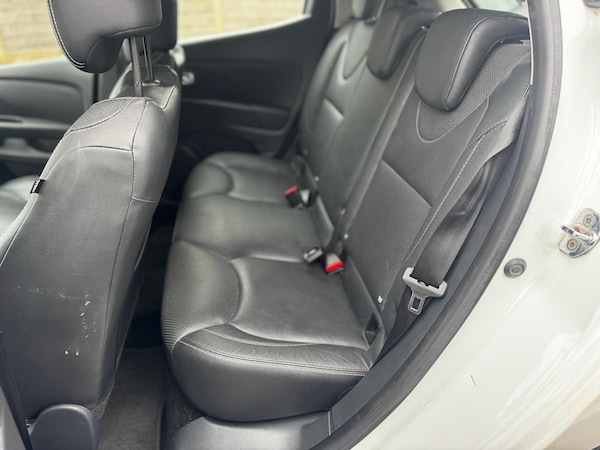 Used Renault Clio 2018 for sale - 76207346: Photo 9