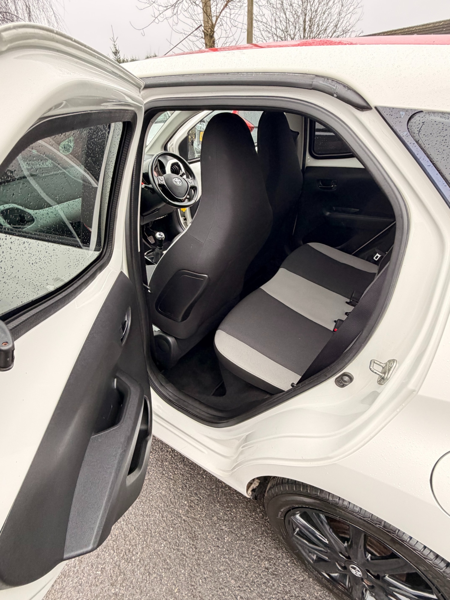 Used Toyota AYGO 2017 for sale - 77802089: Photo 14