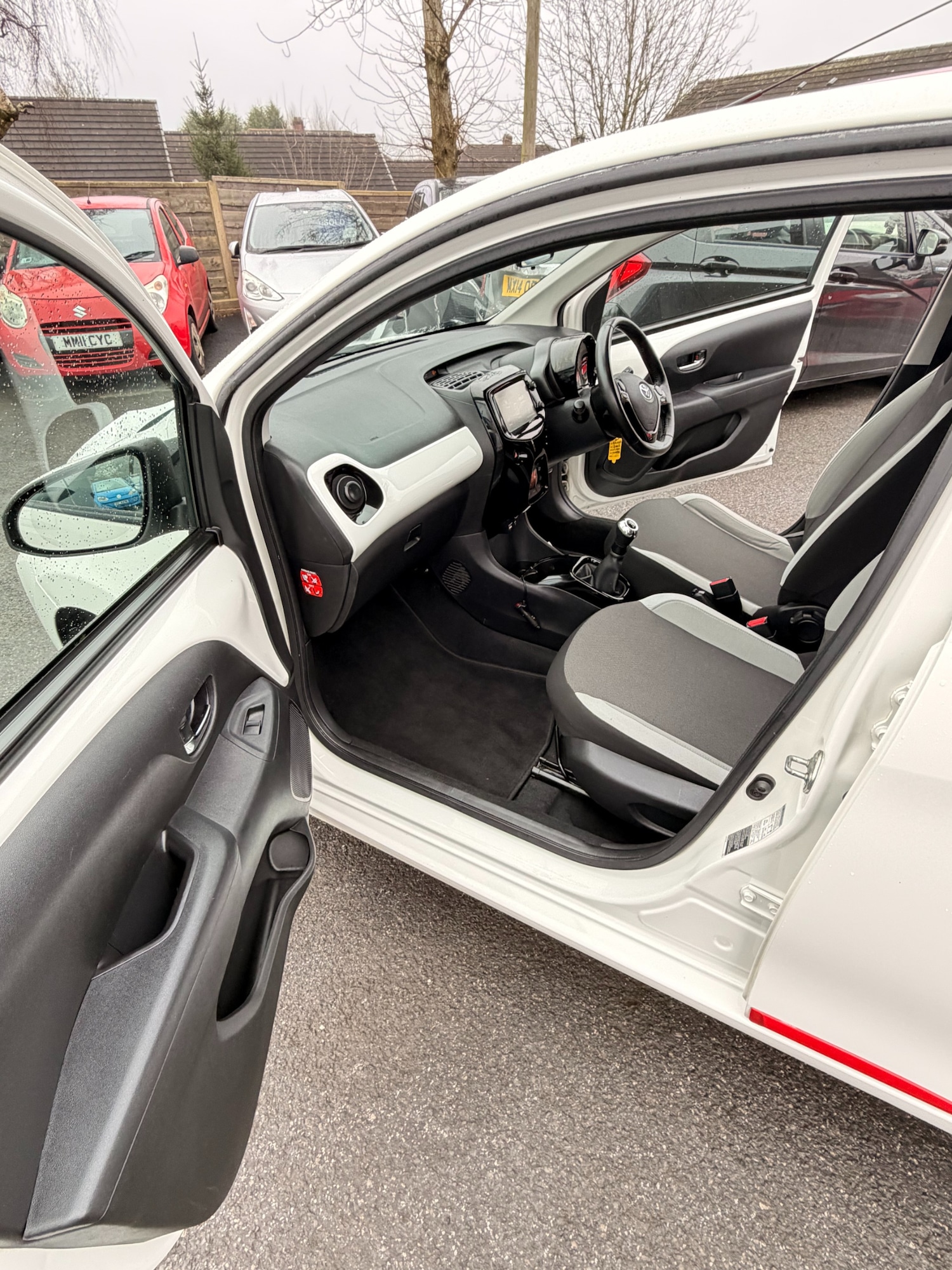 Used Toyota AYGO 2017 for sale - 77802089: Photo 15