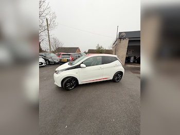 Used Toyota AYGO 2017 for sale - 77802089: Photo