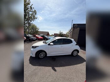 Used Toyota Yaris undefined for sale - 78670492: Photo
