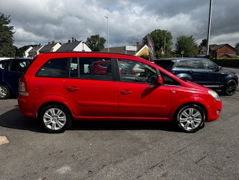 Vauxhall Zafira feature image 2