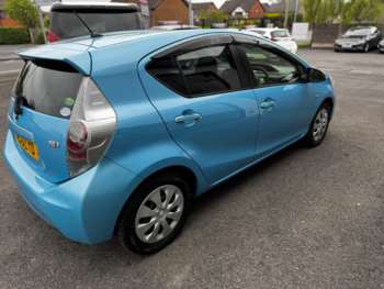 Used Toyota Aqua  for sale - 74802384: Photo