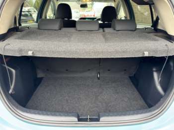 Used Toyota Aqua  for sale - 74802384: Photo