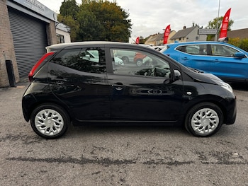 Used Toyota AYGO 2019 for sale - 76160775: Photo