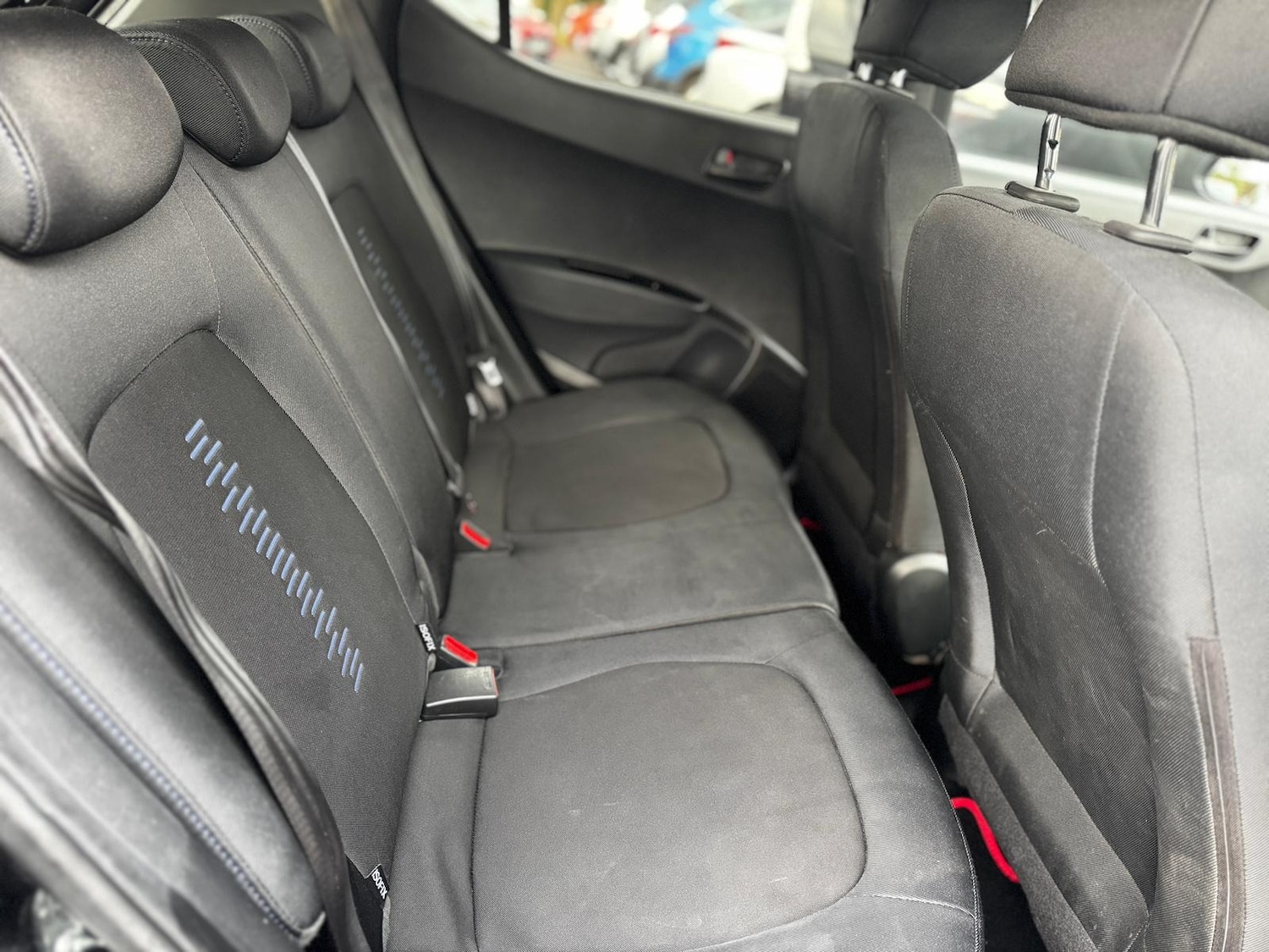 Used Hyundai i10 2019 for sale - 76748469: Photo 8