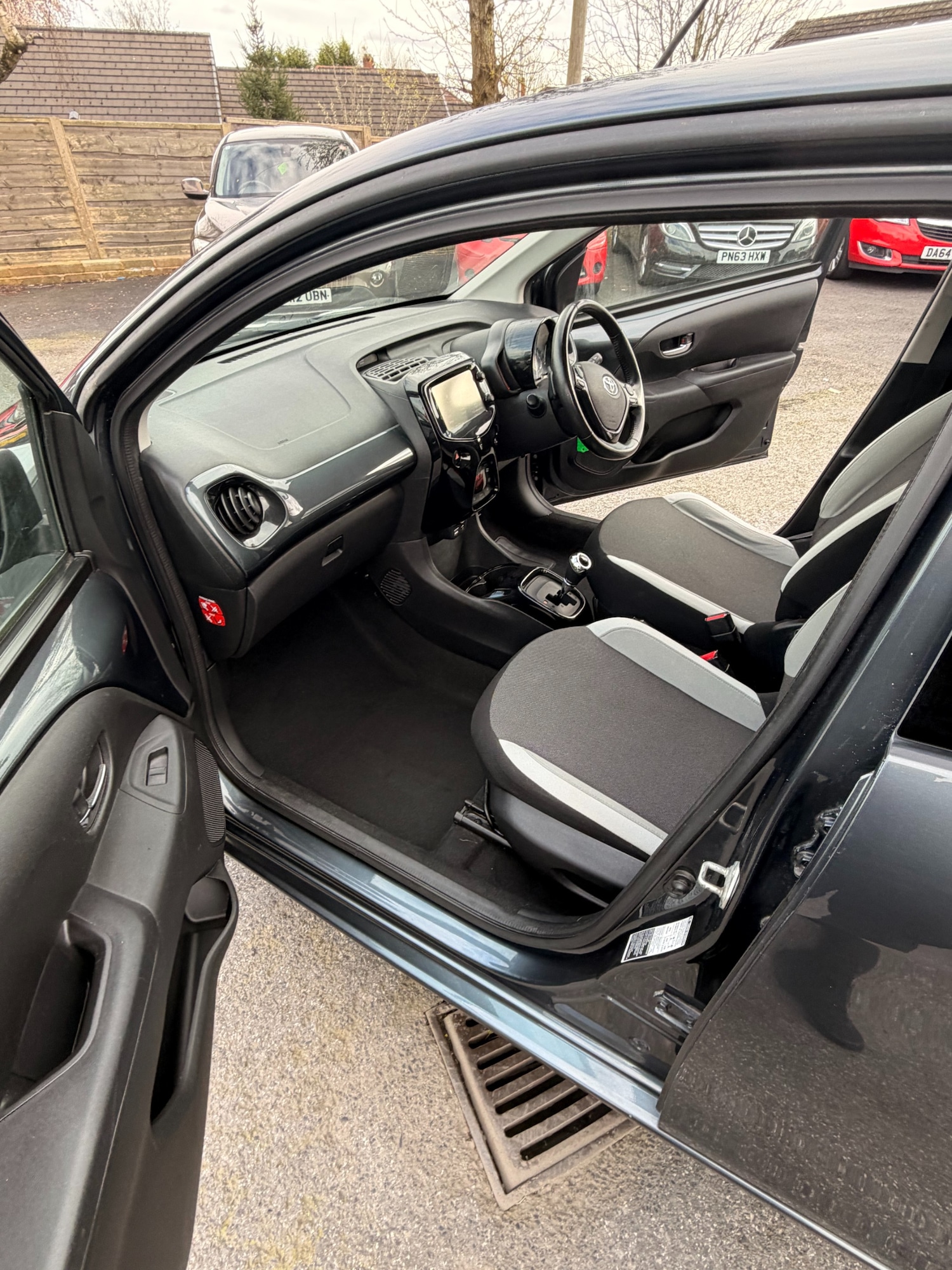 Used Toyota AYGO 2017 for sale - 78031114: Photo 15