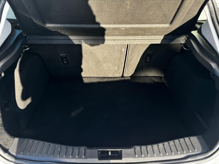 Used Ford Focus 2017 for sale - 76780531: Photo 4