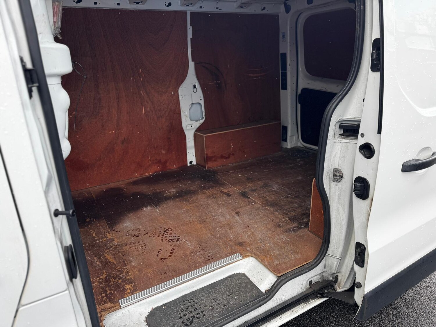 Used Vauxhall Vivaro 2018 for sale - 76436664: Photo 4