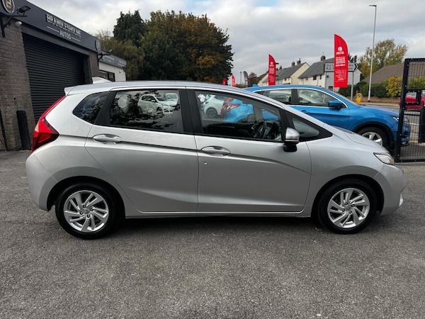 Used Honda Jazz 2017 for sale - 76276910: Photo 3