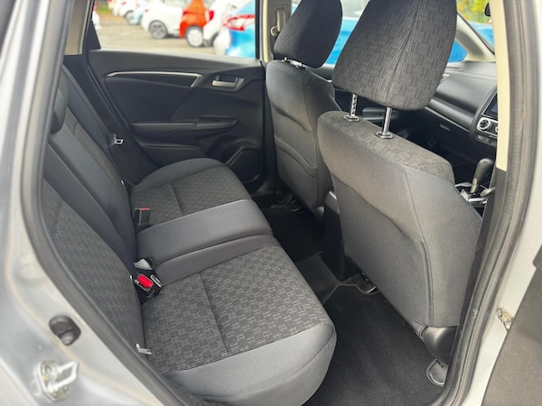 Used Honda Jazz 2017 for sale - 76276910: Photo 8