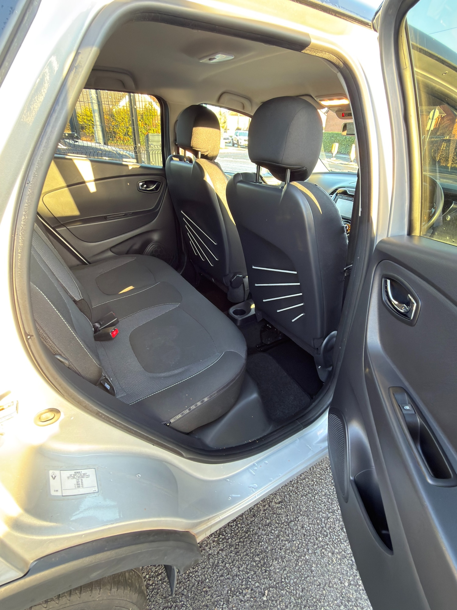 Used Renault Captur 2015 for sale - 77179952: Photo 8