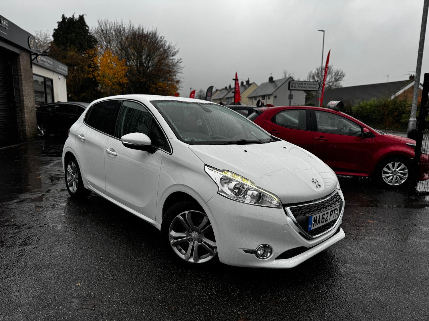 Used Peugeot 208 2012 for sale - 76556703: Photo 1