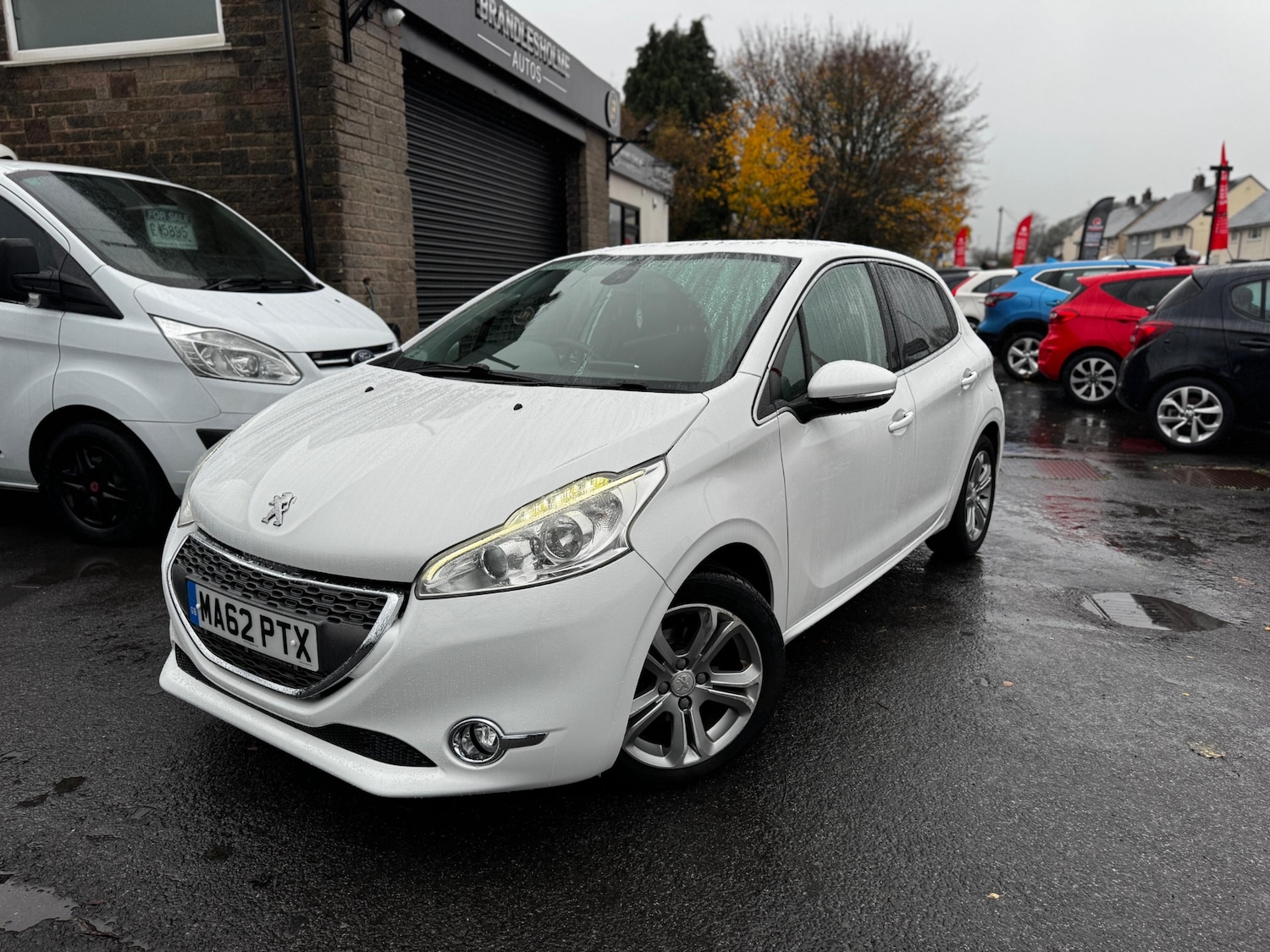 Used Peugeot 208 2012 for sale - 76556703: Photo 3