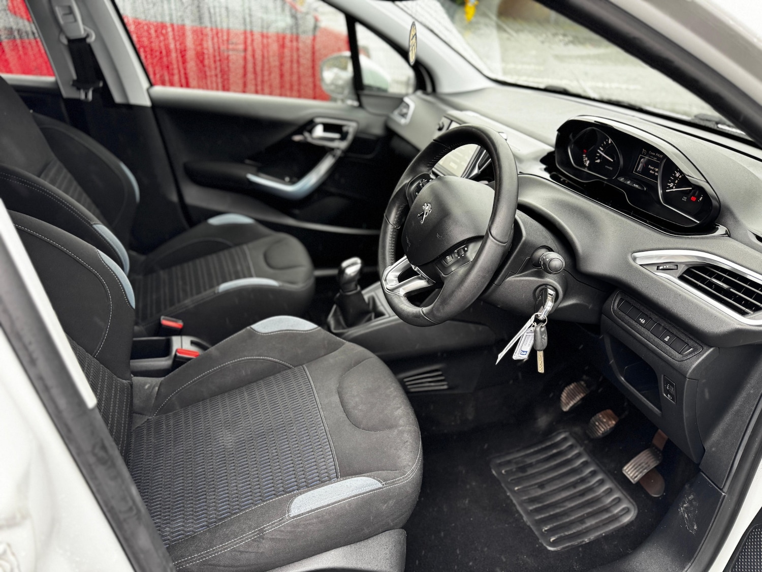 Used Peugeot 208 2012 for sale - 76556703: Photo 9