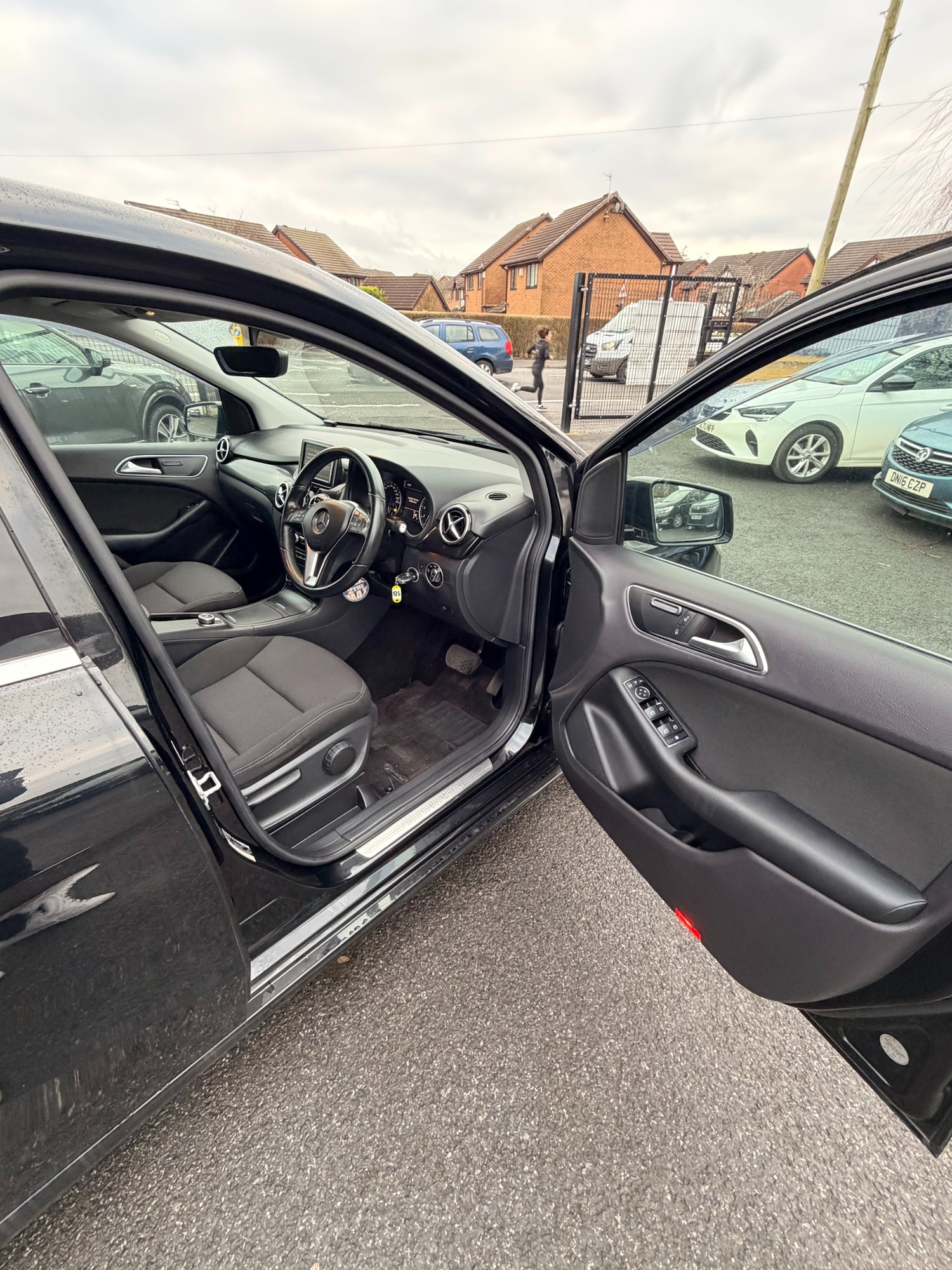 Used Mercedes-Benz B Class 2025 for sale - 77403527: Photo 9