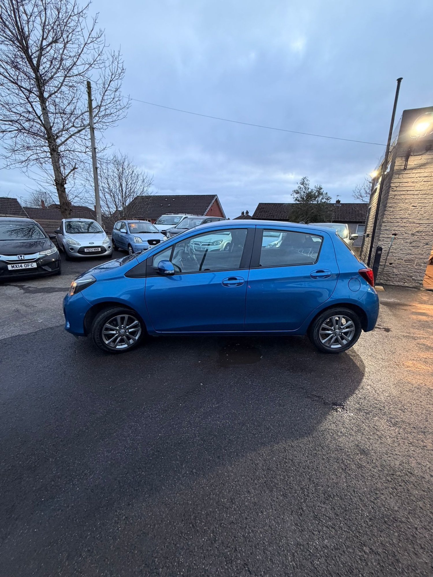 Used Toyota Yaris 2015 for sale - 77071208: Photo 4