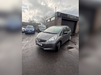 Used Honda Jazz 2013 for sale - 79067452: Photo