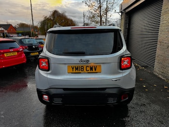 Used Jeep Renegade 2018 for sale - 76438284: Photo