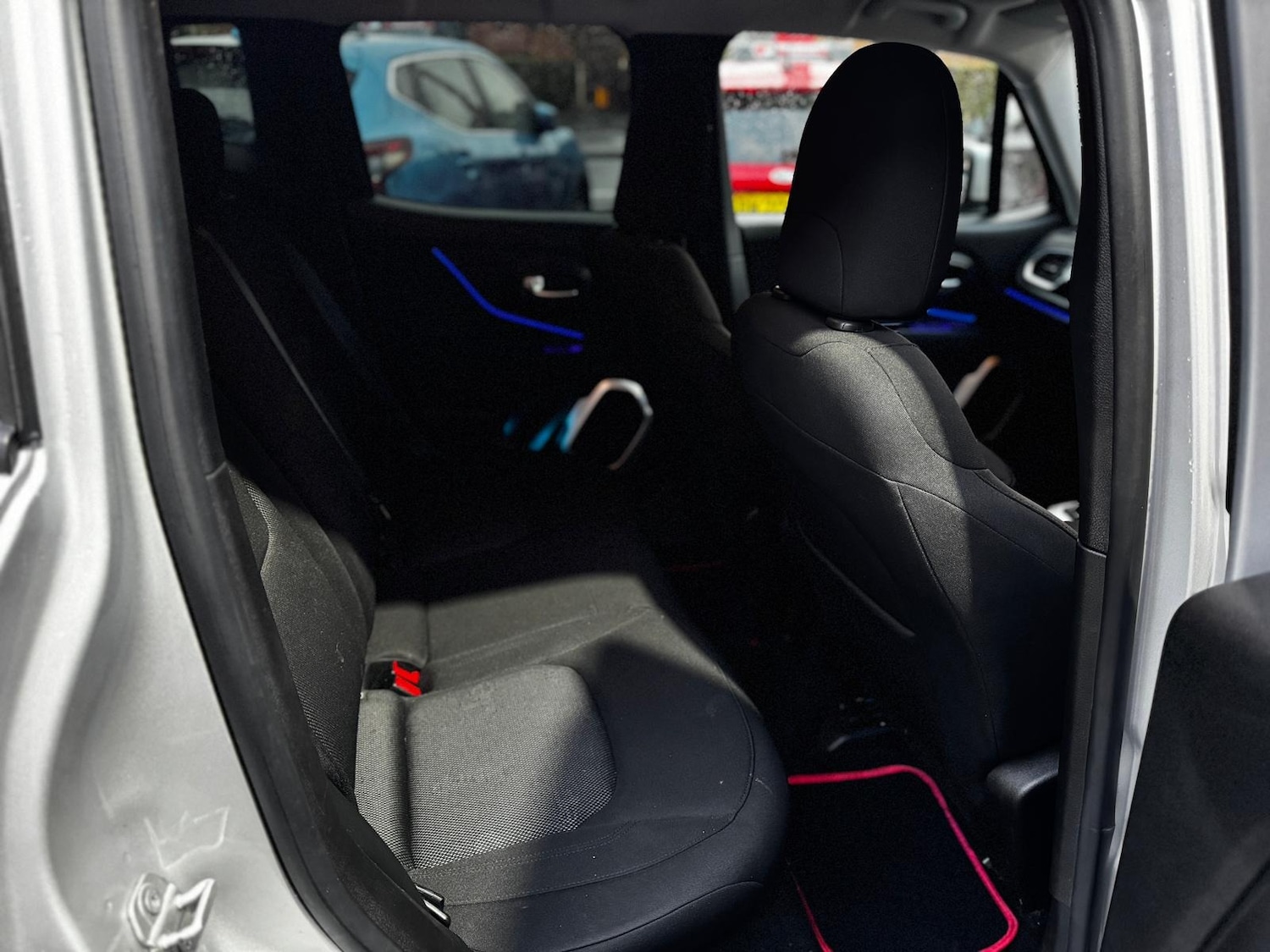 Used Jeep Renegade 2018 for sale - 76438284: Photo 7