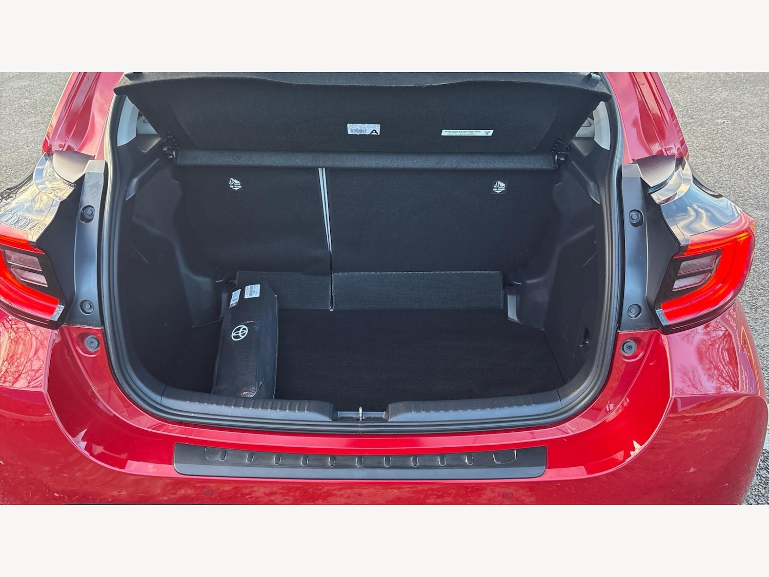 Used Toyota Yaris 2022 for sale - 77290659: Photo 16