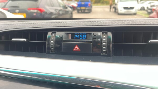 Used Toyota Hilux 2021 for sale - 76259327: Photo 35