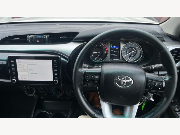 Used Toyota Hilux 2021 for sale - 76259327: Photo 8