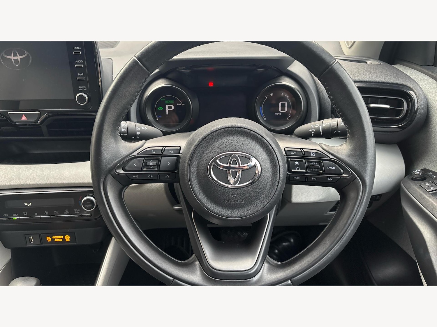 Used Toyota Yaris 2022 for sale - 76606947: Photo 8