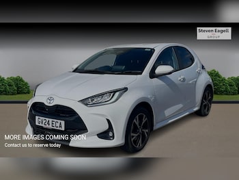 Used Toyota Yaris 2024 for sale - 77892707: Photo